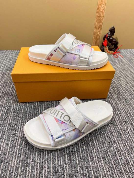 Picture of Louis Vuitton Slippers _SKULVsz38-46mnf03241409